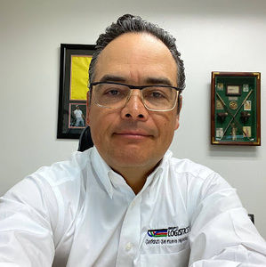 Meet your Posher, Arturo